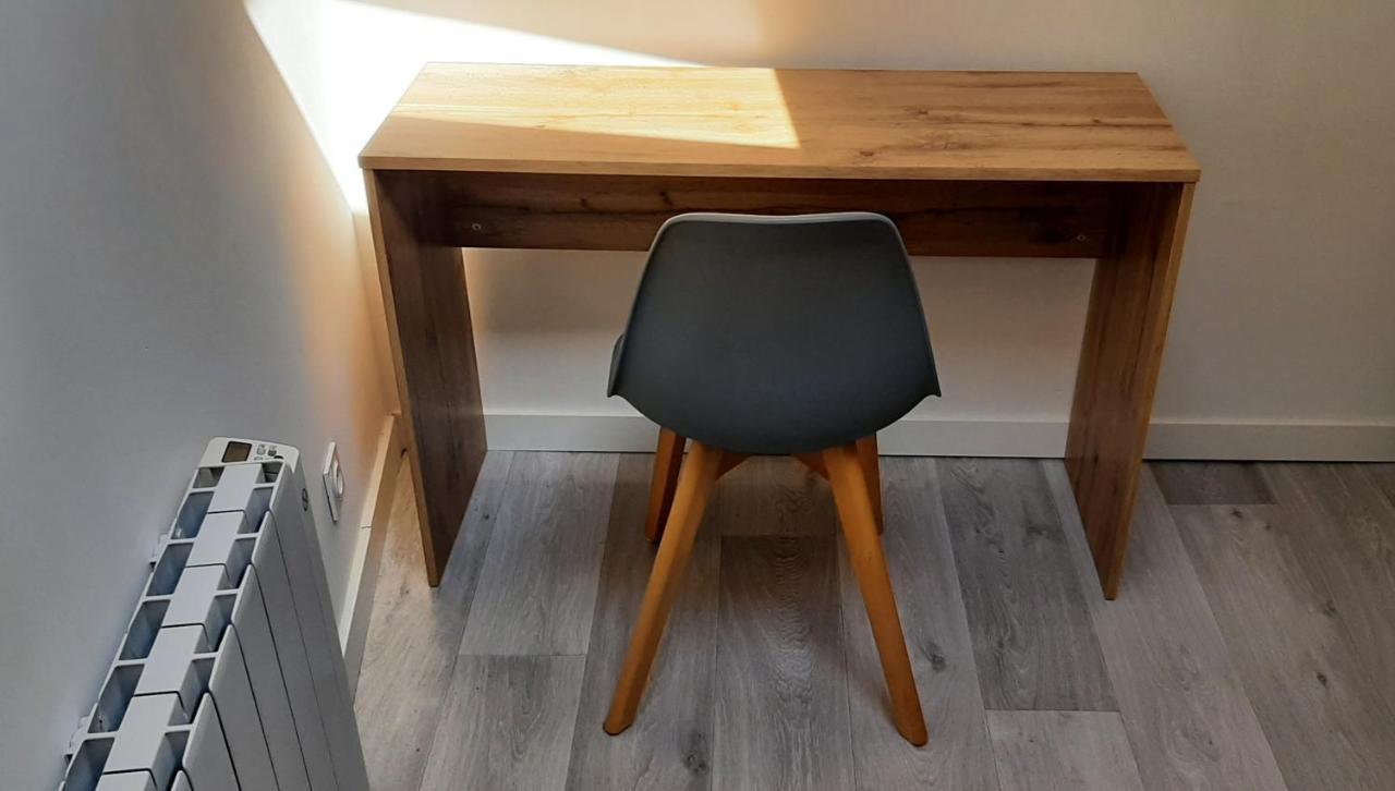 Appartement Netflix Centre De Vienne Pres De Lyon Eksteriør bilde